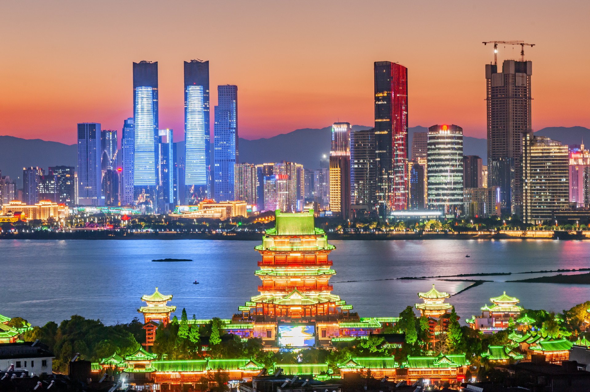 1679537457119063.jpg 城市实景.jpg
